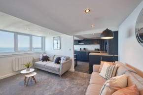 Host & Stay - Penthouse Pier View